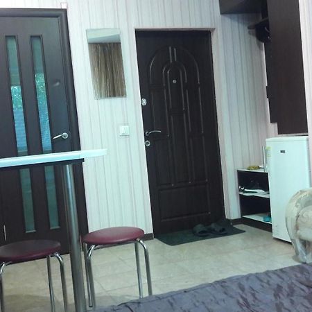 Apartment Derzhavinskaya Kharkov Ngoại thất bức ảnh
